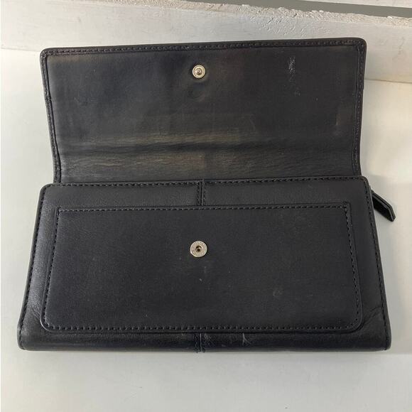 COACH LARGE BLACK SMOOTH LEATHER WALLET WITH EMBOSSED LOGO - Picture 5 of 14